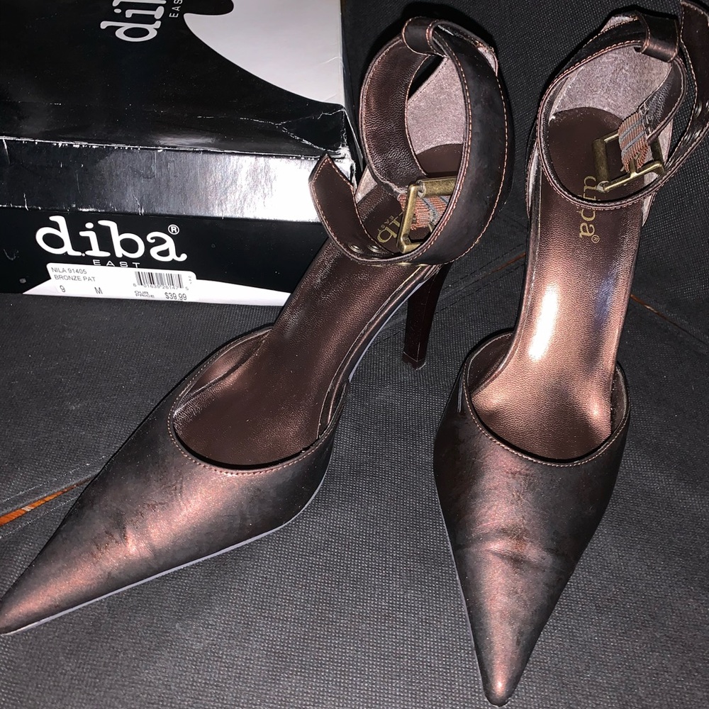 Bronze Diba East heels